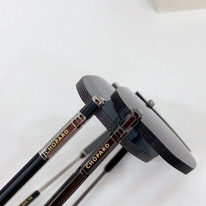 Picture of Chopard Sunglasses _SKUfw61213855fw